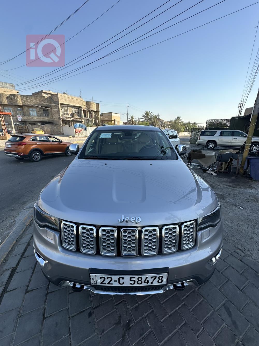 جیپ گراند شیرۆکی
